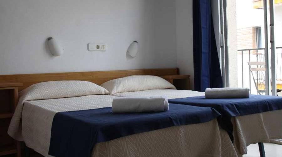 Hostal Sant Jordi Тосса-де-Мар Экстерьер фото