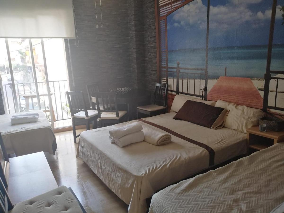 Hostal Sant Jordi Тосса-де-Мар Номер фото