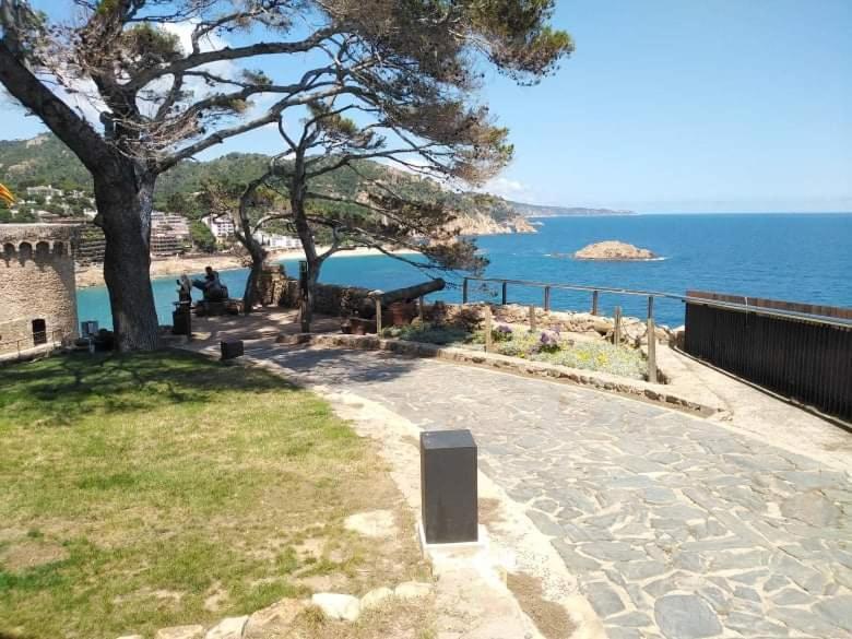 Hostal Sant Jordi Тосса-де-Мар Экстерьер фото