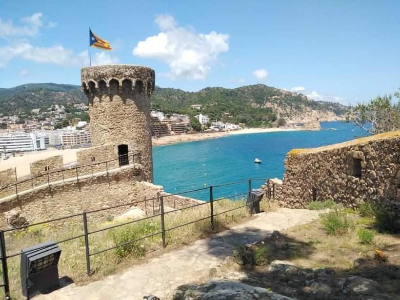 Hostal Sant Jordi Тосса-де-Мар Экстерьер фото