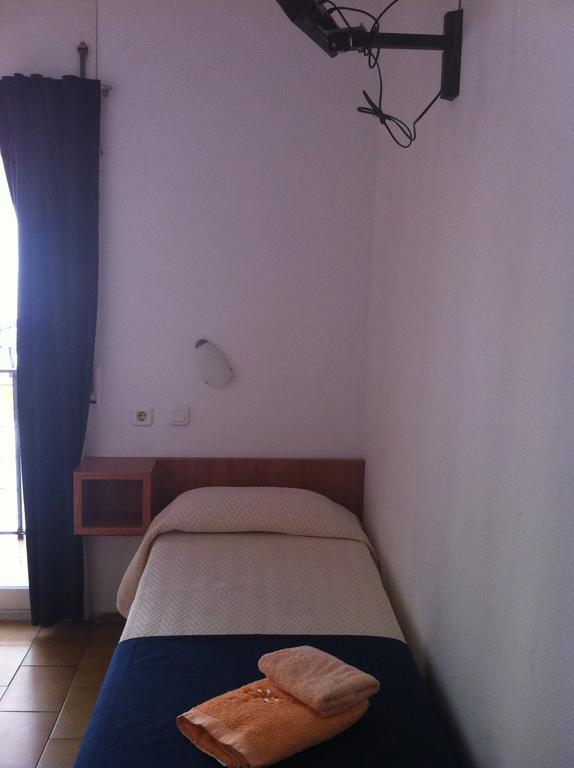 Hostal Sant Jordi Тосса-де-Мар Экстерьер фото