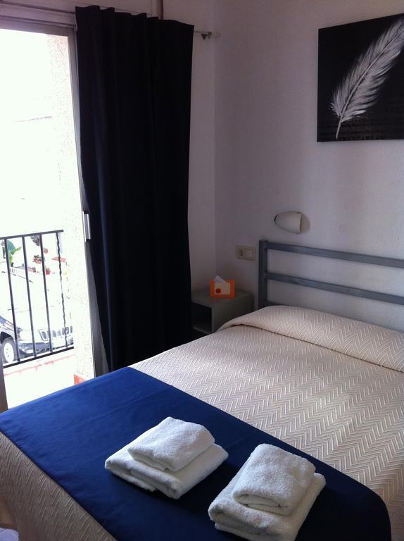 Hostal Sant Jordi Тосса-де-Мар Номер фото