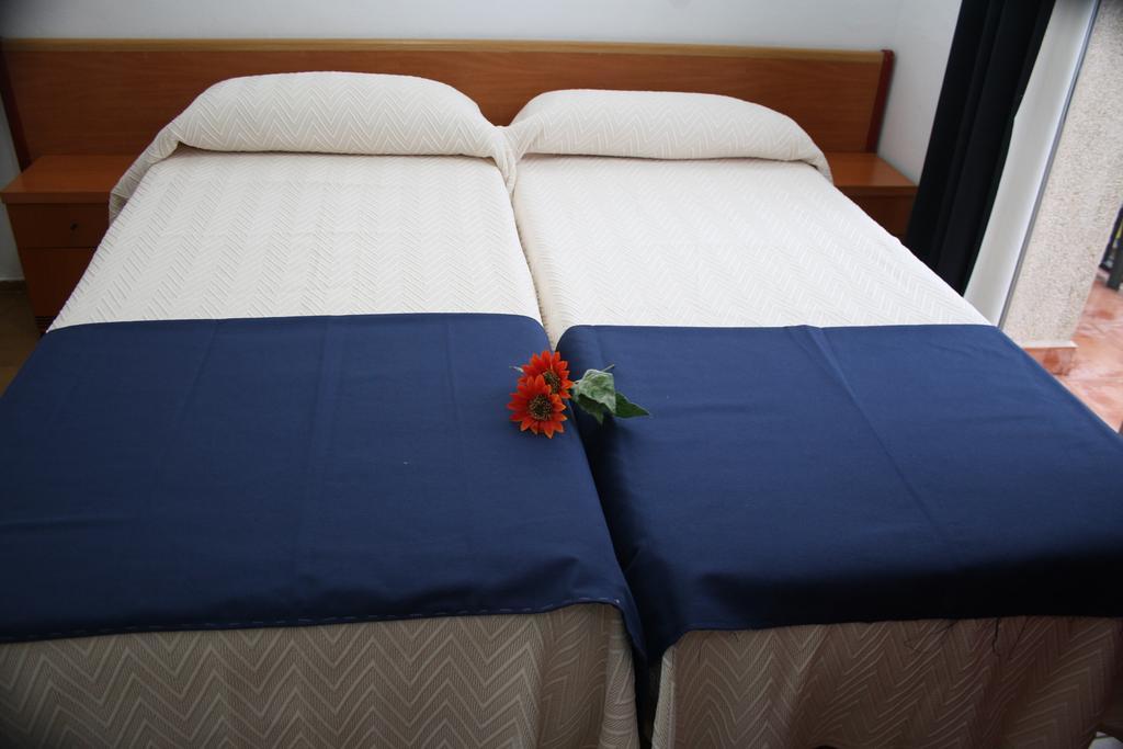 Hostal Sant Jordi Тосса-де-Мар Экстерьер фото